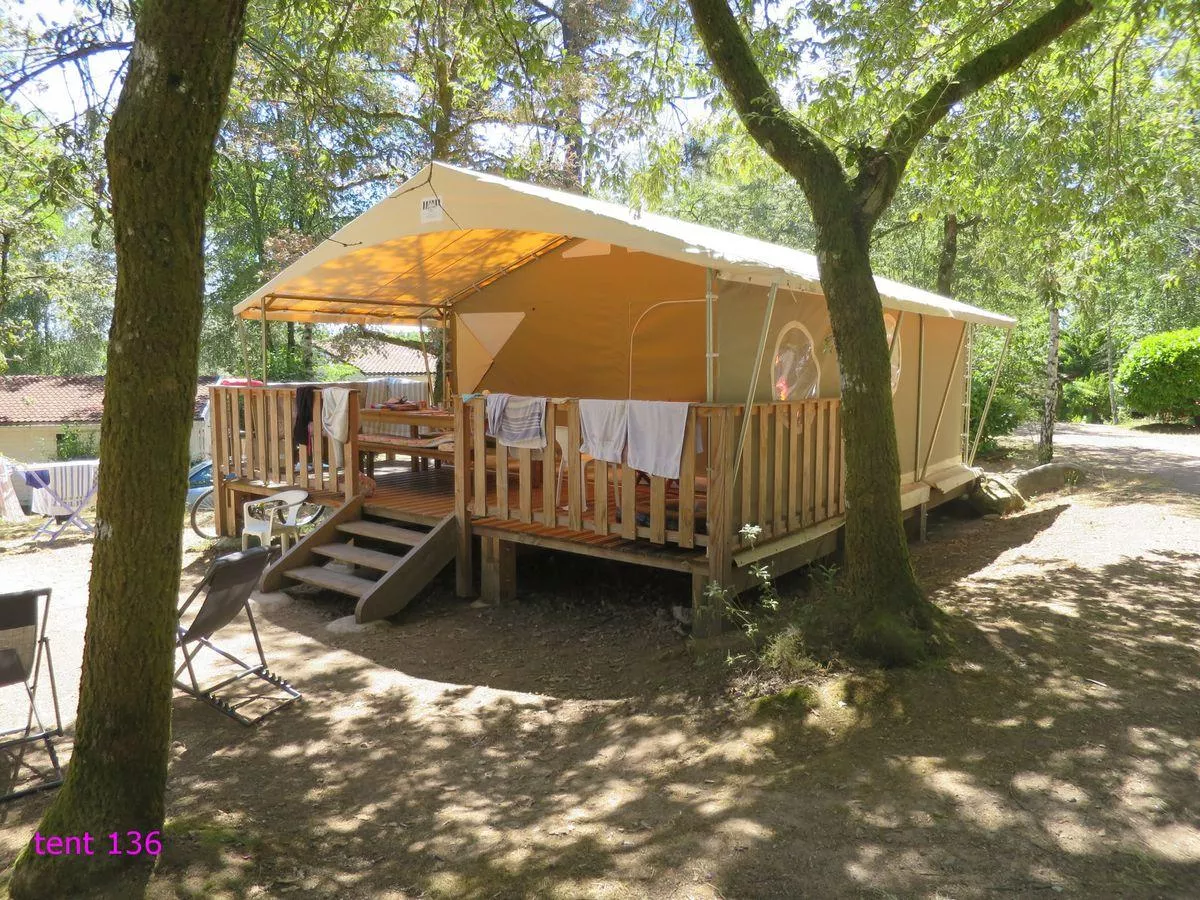 Camping Château Le Verdoyer -