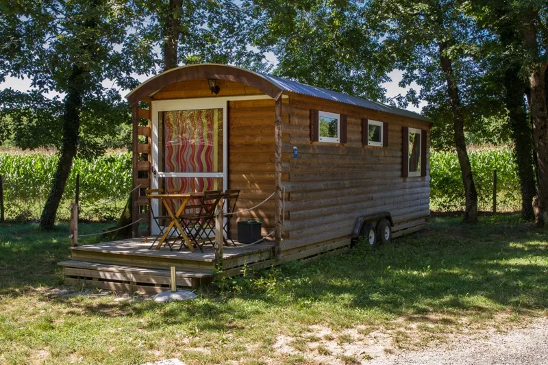 Flower Camping Le Lac du Marandan 