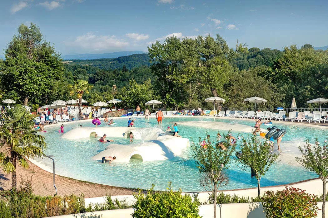 Hu Norcenni Girasole Village -