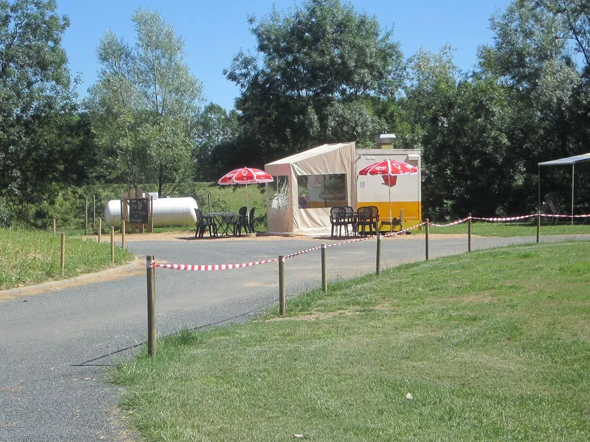 Camping Aux Rives du Soleil -