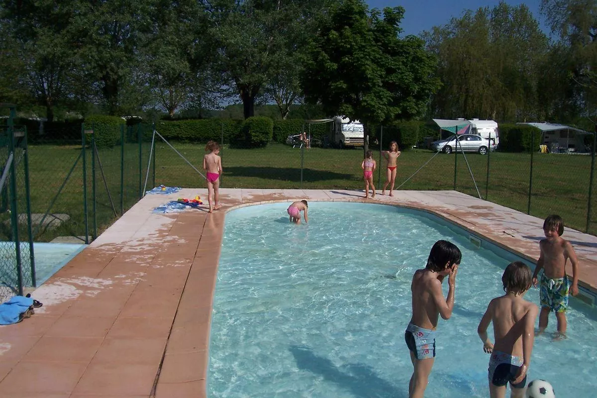 Camping Aux Rives du Soleil -