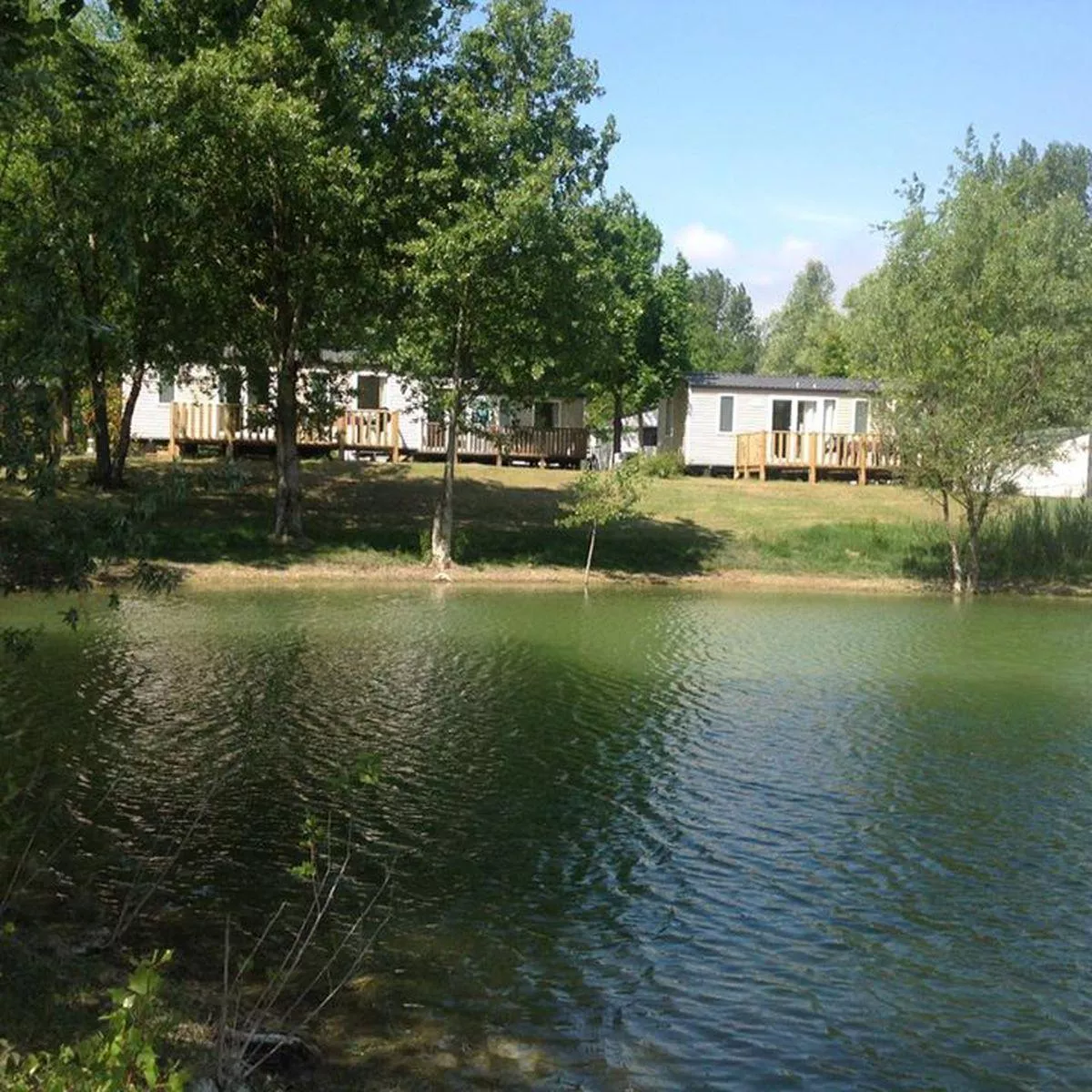 Camping Les 3 Lacs du Soleil -