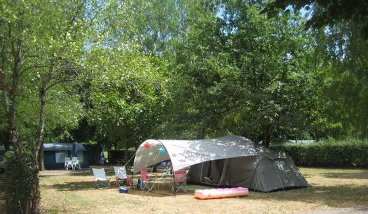 Camping Les 3 Lacs du Soleil 