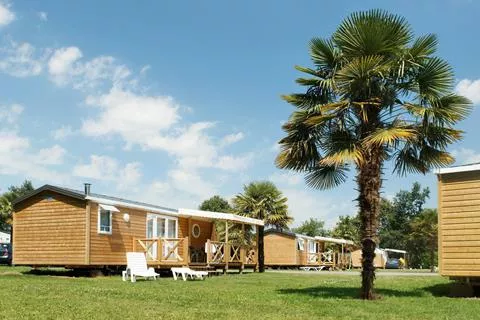 Camping Les Ormes Domaine & Resort