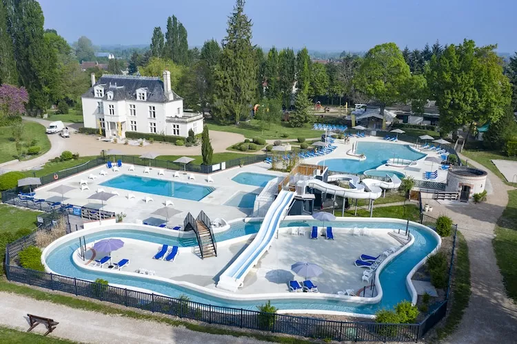 Camping Sandaya Château des Marais 