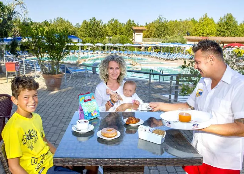 Camping Village Baia Azzurra -