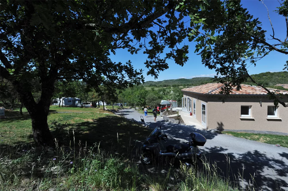 Camping Domaine de Chadeyron 