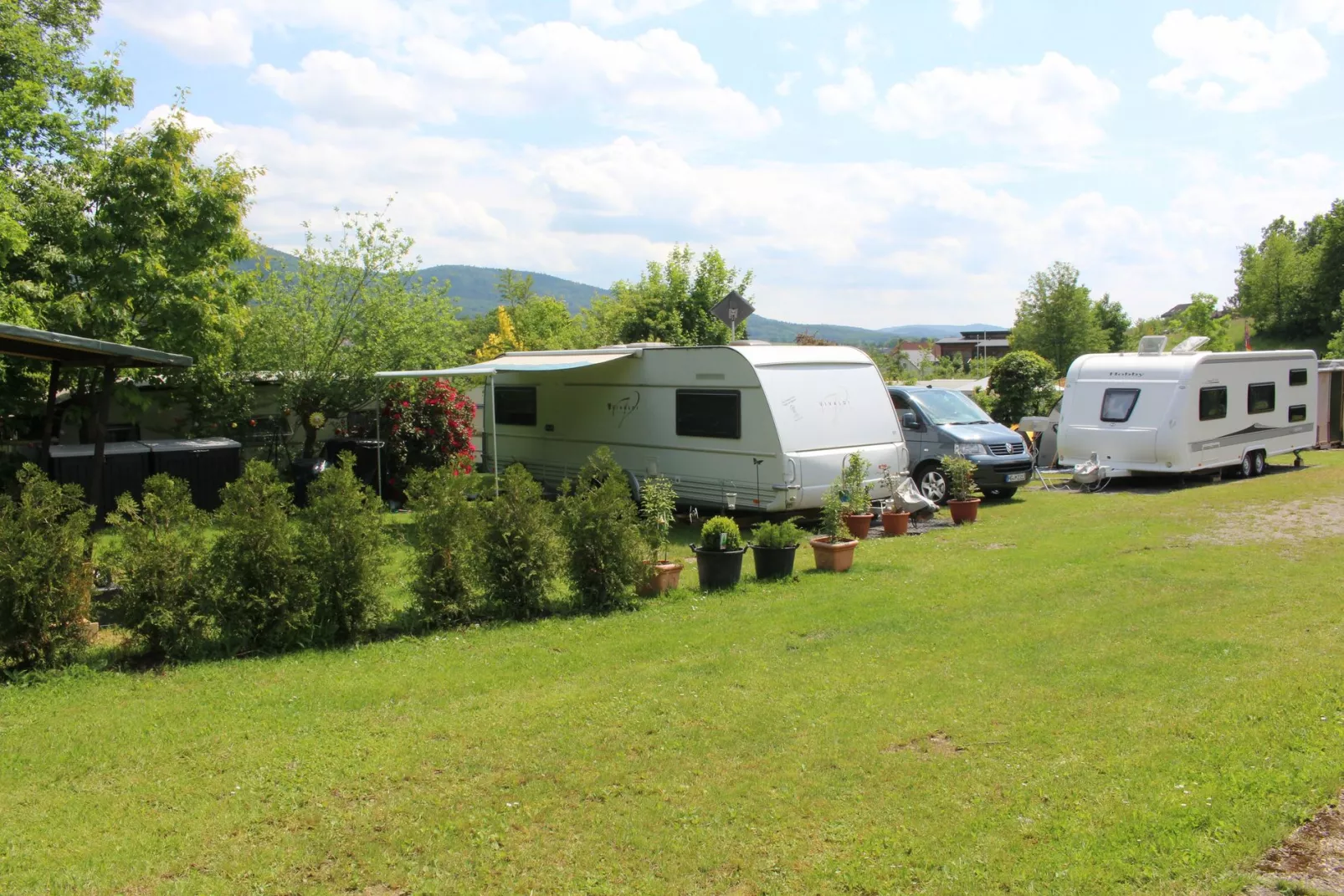 Nibelungen-Camping am Schwimmbad