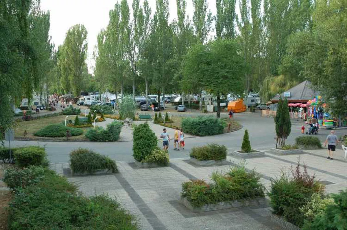 Balatontourist Camping & Bungalows Füred -