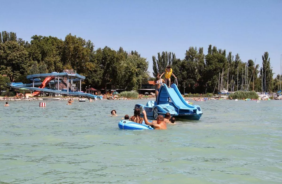 Balatontourist Camping & Bungalows Füred -