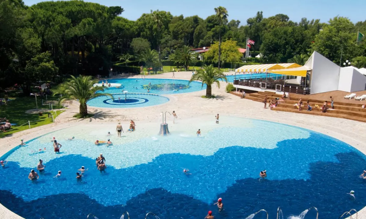 Baia Domizia Camping Village -