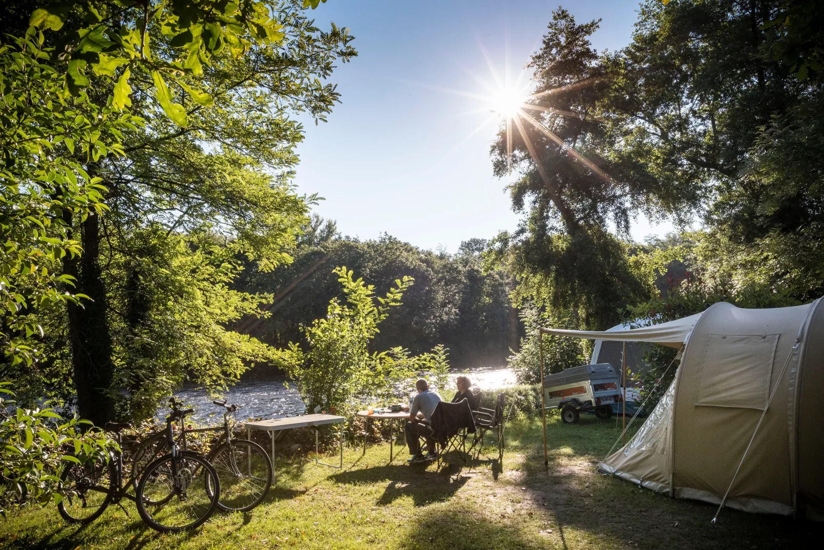 Camping Huttopia Beaulieu sur Dordogne 