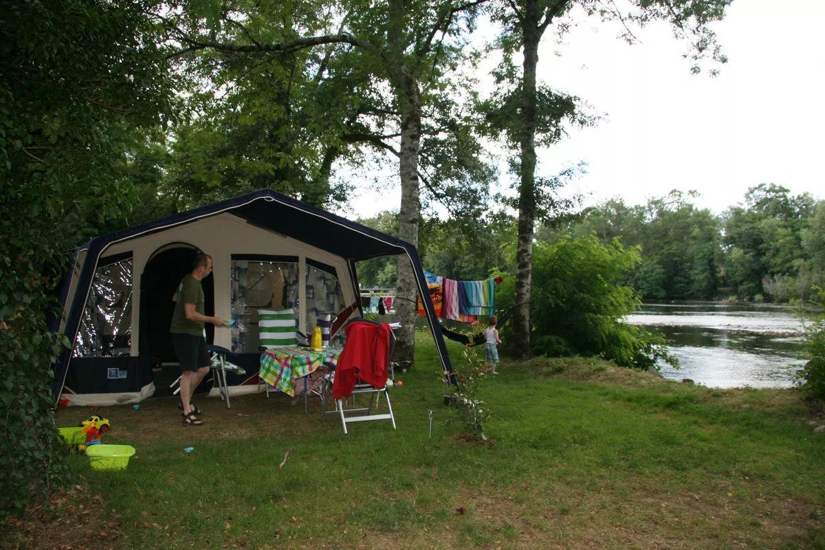 Camping Huttopia Beaulieu sur Dordogne -