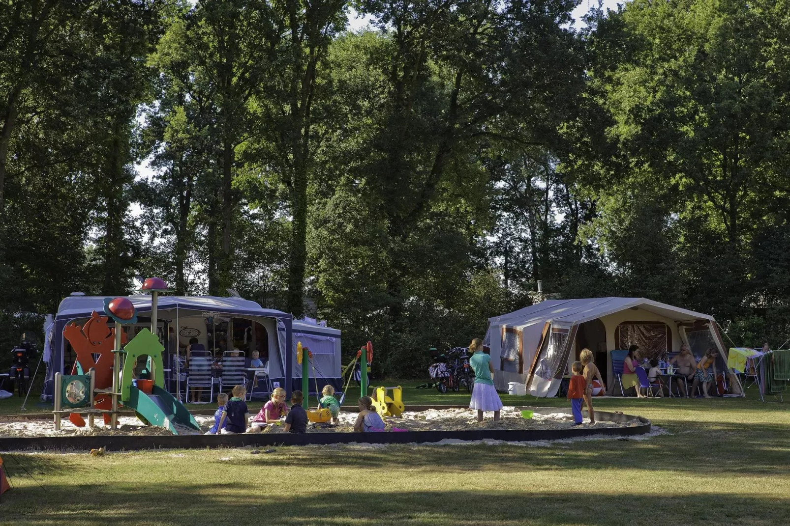 Charmecamping Heidepark