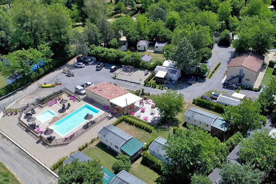 Camping Le Coin Charmant 