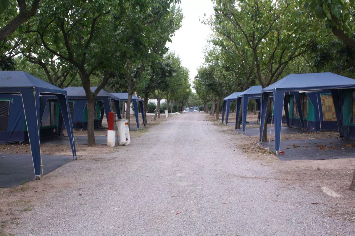 Camping & Caravaning Nautic Almata 