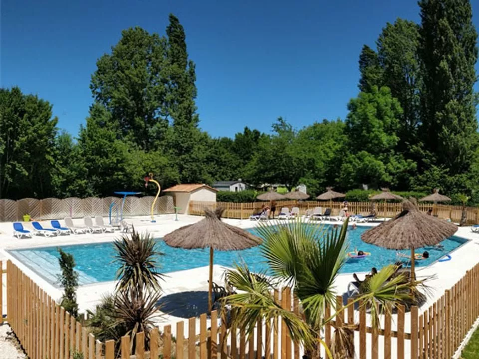 Camping Brantôme Peyrelevade 