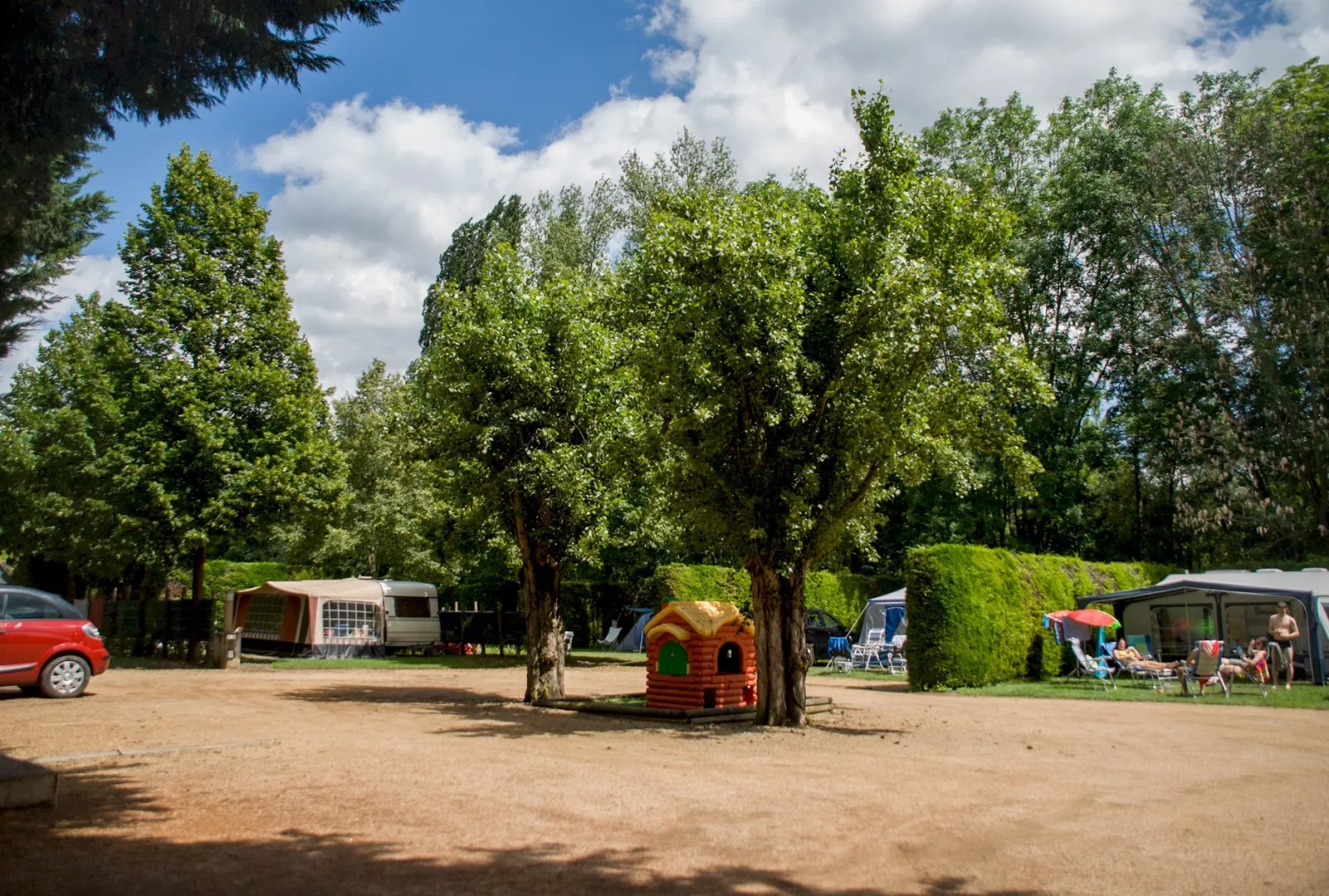 Camping Le Clos Auroy 