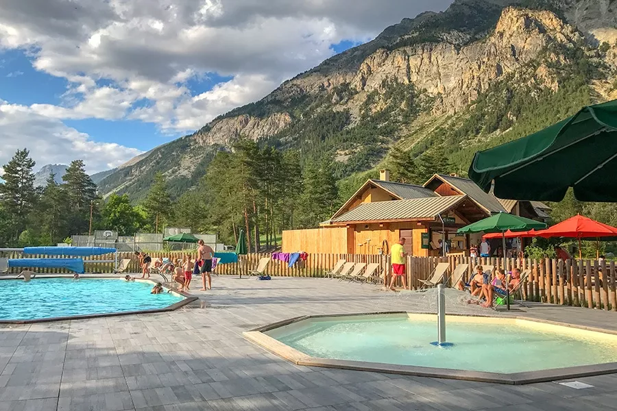 Camping Huttopia La Clarée 