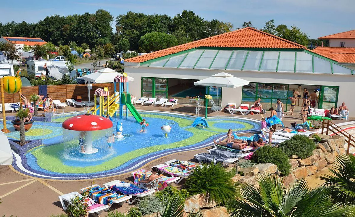 Camping Yelloh! Village Le Pin Parasol -