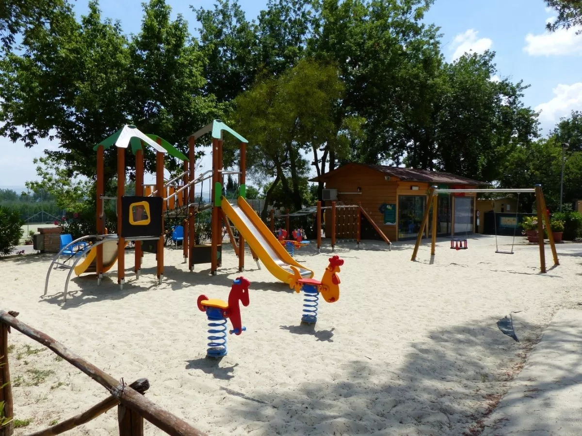 Hu I Pini Village -