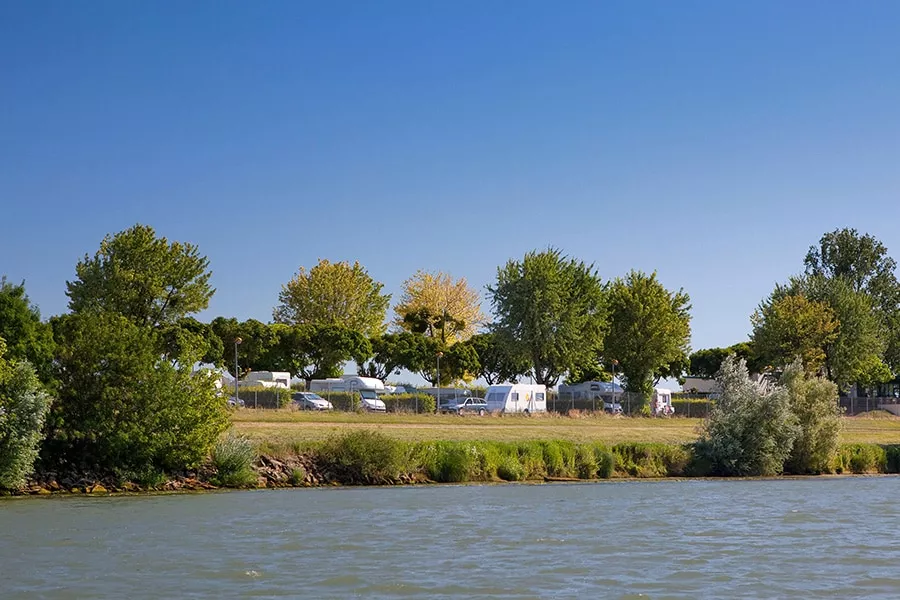 Camping Du Pont de Bourgogne 