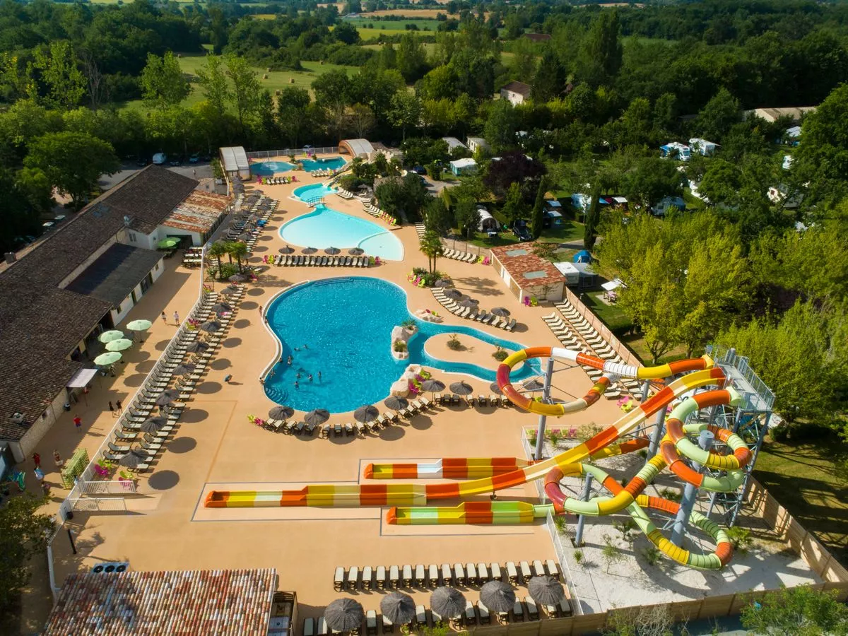 Camping Le Château de Fonrives 