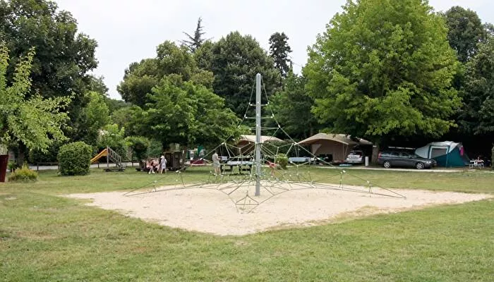 Camping Les Deux Vallées 