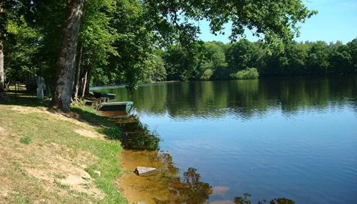 Camping de lEtang du Merle 