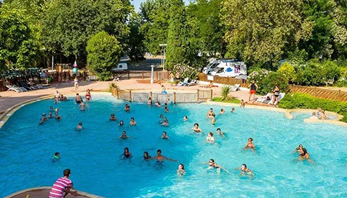 Camping du Pont dAvignon 