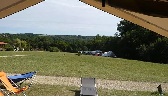 Camping Domaine de Corneuil 