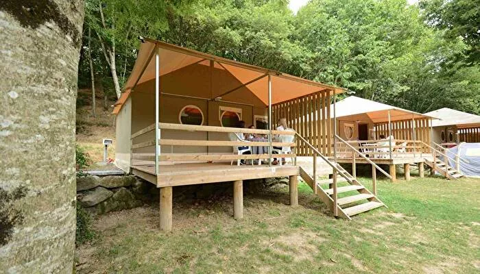 Camping La Vallée de Poupet 