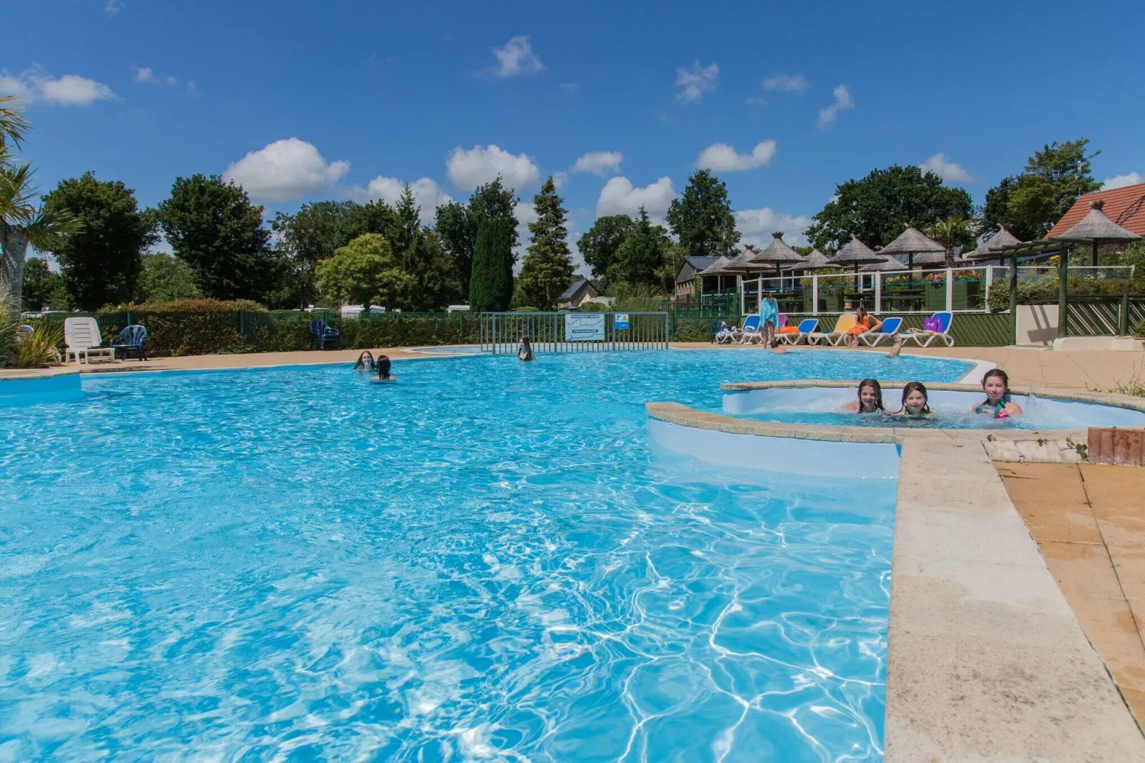 Camping LEtang des Haizes -