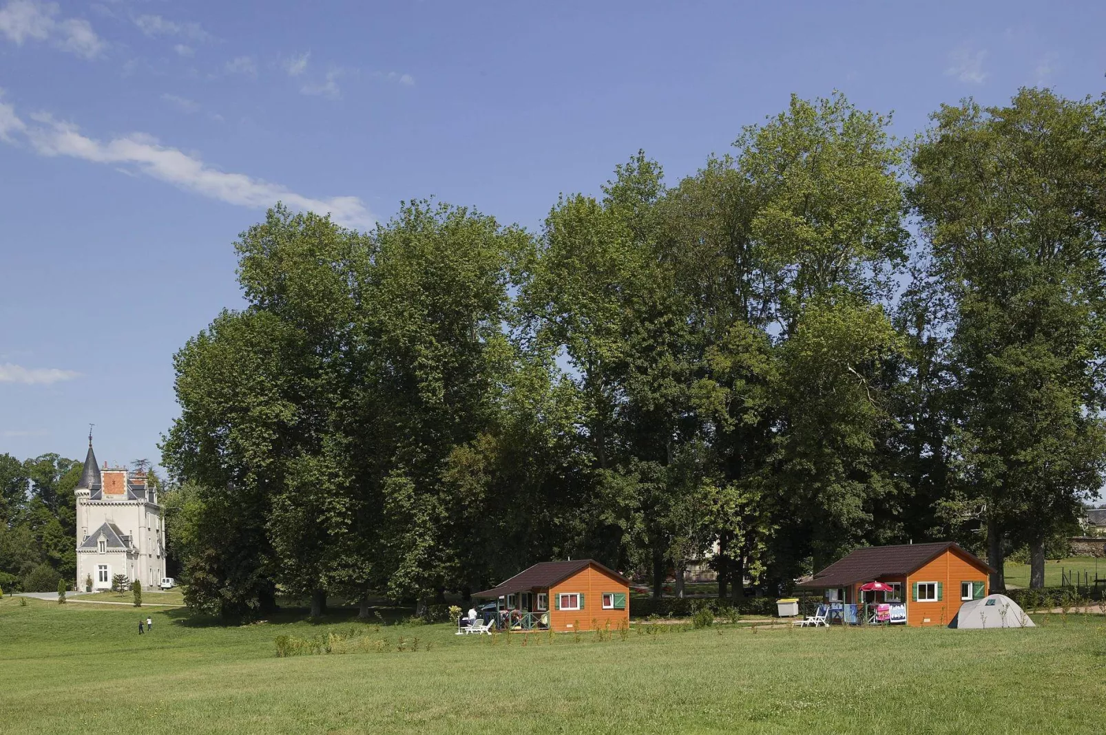 Camping Du Château de Poinsouze/les Castels 