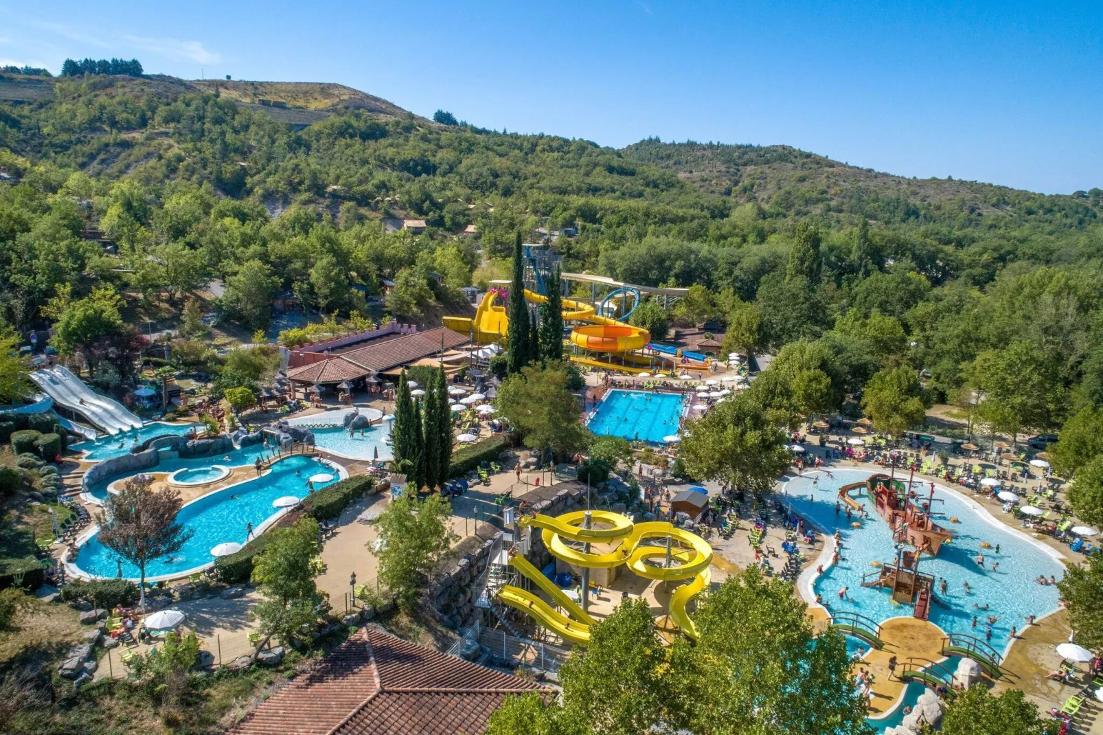 Camping Domaine le Pommier - Ciela Village 