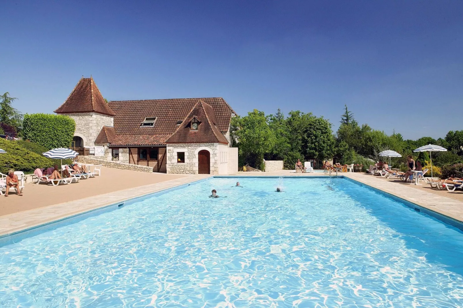 Camping Domaine de la Paille Basse -