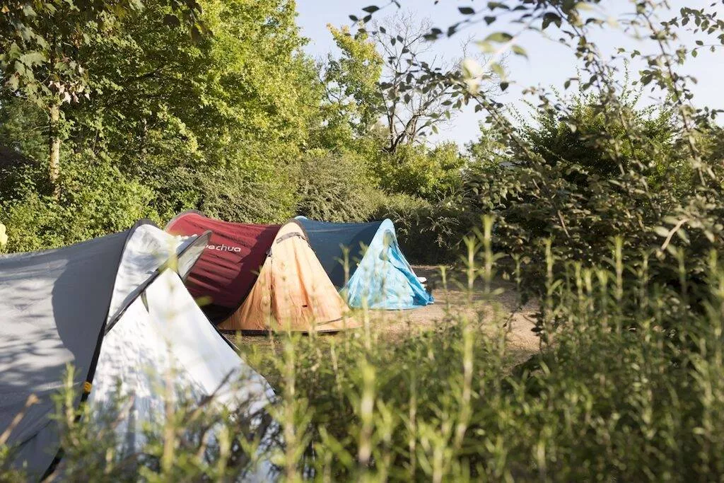 Camping dAngers-Lac de Maine 