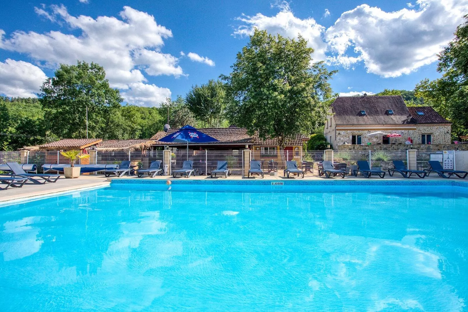 Camping La Peyrugue 