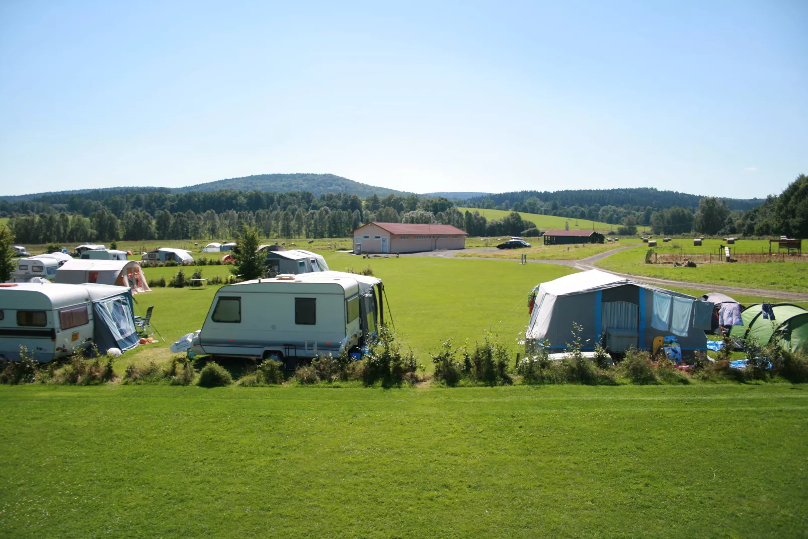 Camping De Regenboog / Kemp Sluknov